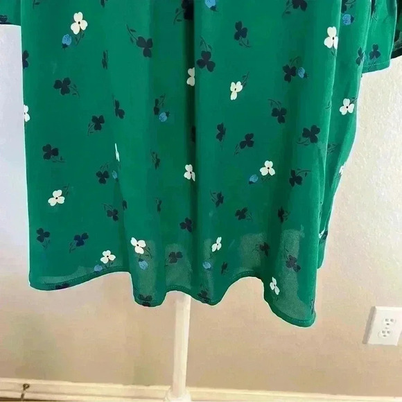 Pleione green three-quarter sleeve medium loose fit blouse navy/white flowers - Picture 7 of 15